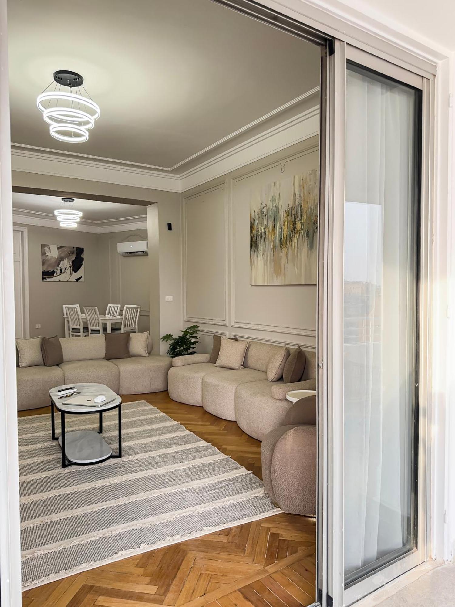 Luxury 5-star Nile View - Prime Location